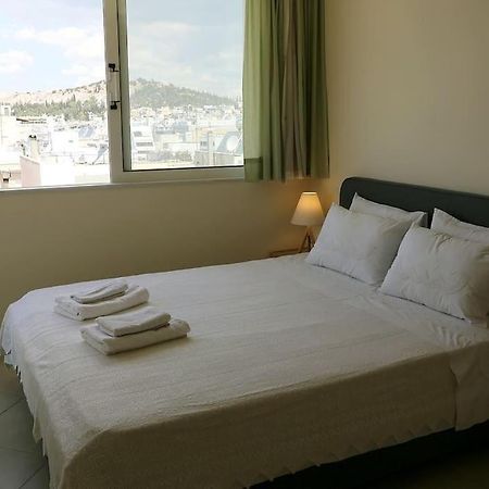 Fly Me To The Moon! Apartment Athens Luaran gambar