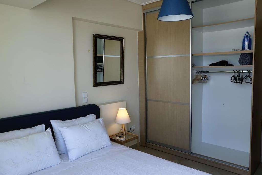 Fly Me To The Moon! Apartment Athens Luaran gambar